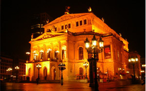 Nhà hát kịch Opera Frankfurt vietfoot travel